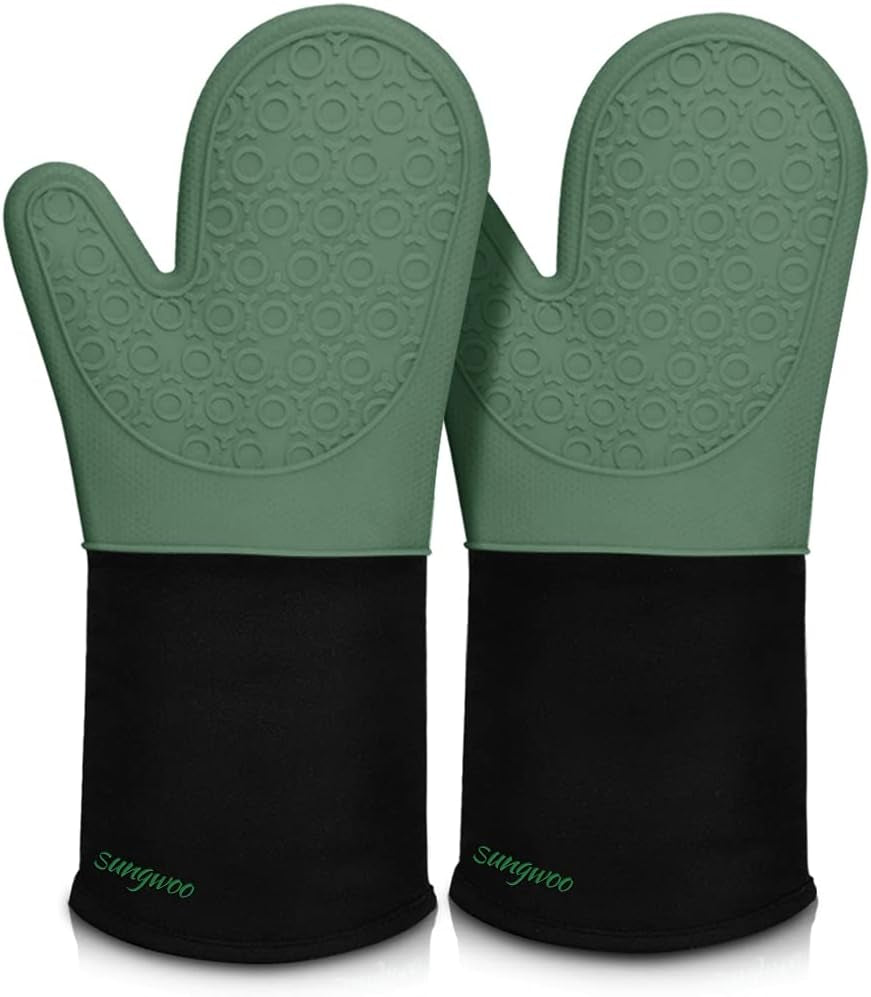 Extra Long Silicone Oven Mitts, Sungwoo Durable Heat Resistant Oven Gloves with Quilted Liner Non-Slip Textured Grip Perfect for BBQ, Baking and Cooking - 1 Pair 14.6 Inch Midnight Green & Black